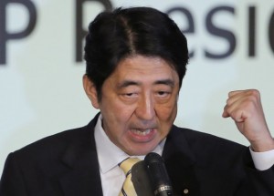 "شینزو آبه" نخست وزیر ژاپن و رهبر حزب محافظه کار لیبرال دموکرات