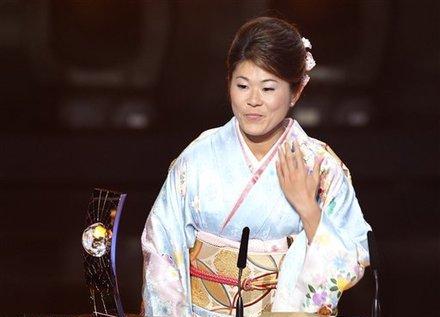 نخستین توپ طلای فیفا برای آسیا و موج شادی در ژاپن مصیبت‌زده