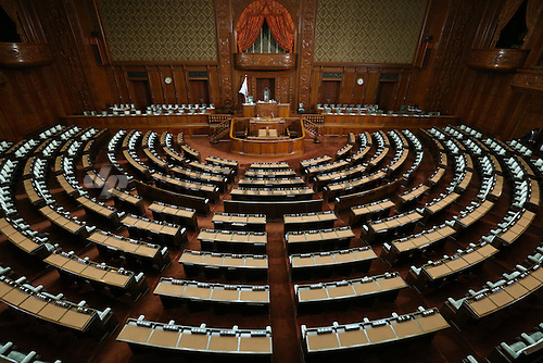 خواب، ابزارِ گریز: جنبه‌های اجتماعی و فرهنگی چُرت‌زدن در پارلمان ژاپن