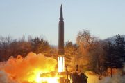 ژاپن برنامه موشکی و هسته ای کره شمالی را غیر قابل قبول خواند